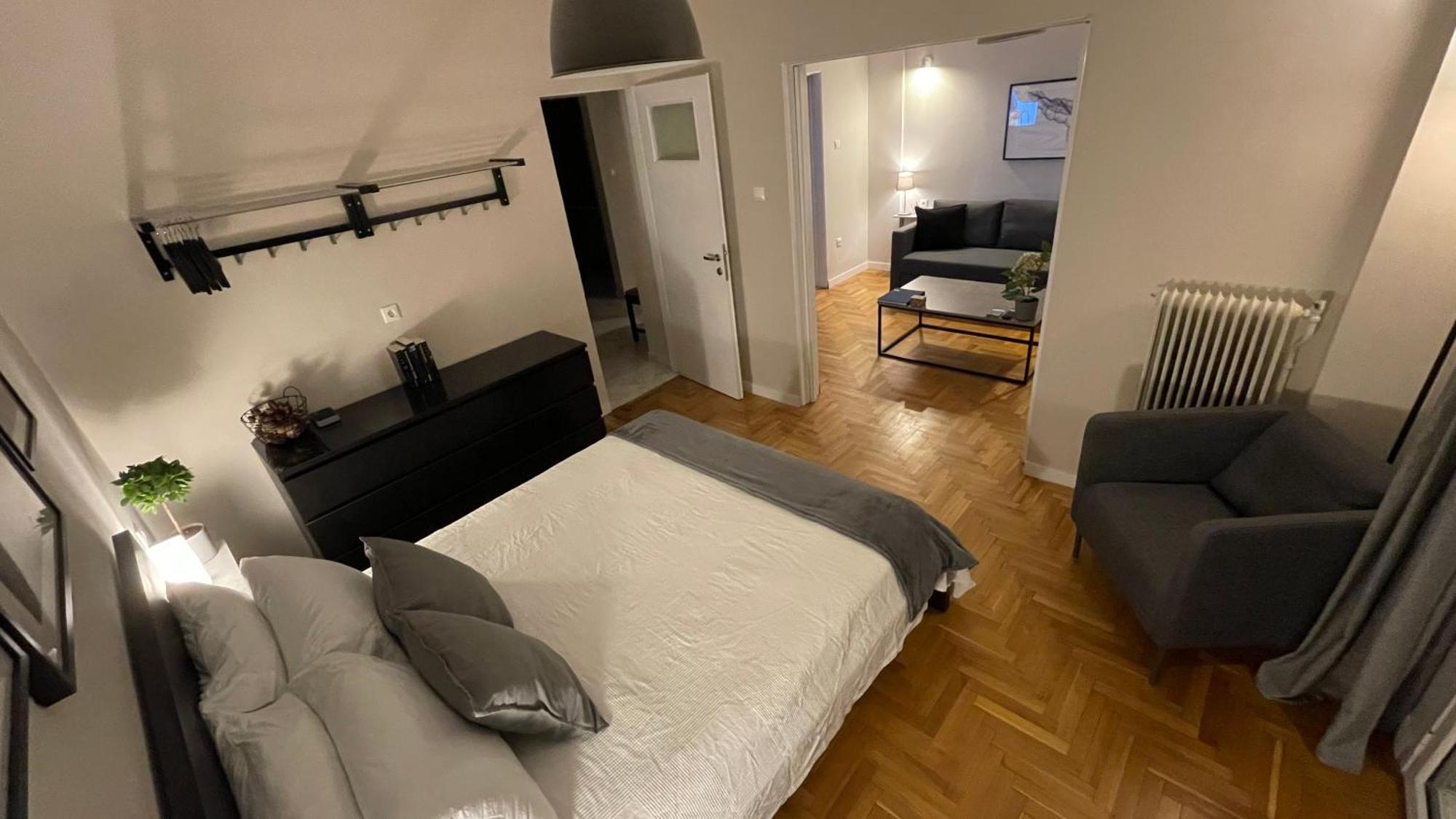 אתונה 4 Newly Renovated Charming Apartments Steps From Panormou Metro Station מראה חיצוני תמונה