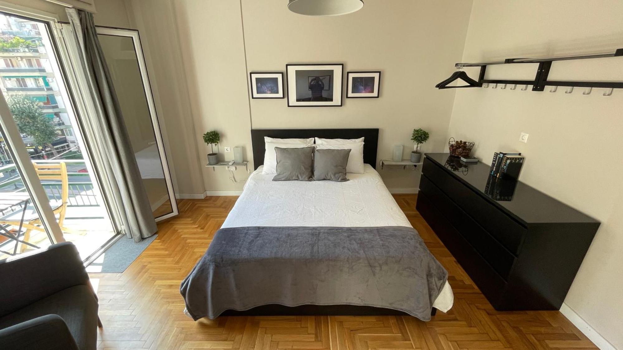 אתונה 4 Newly Renovated Charming Apartments Steps From Panormou Metro Station חדר תמונה