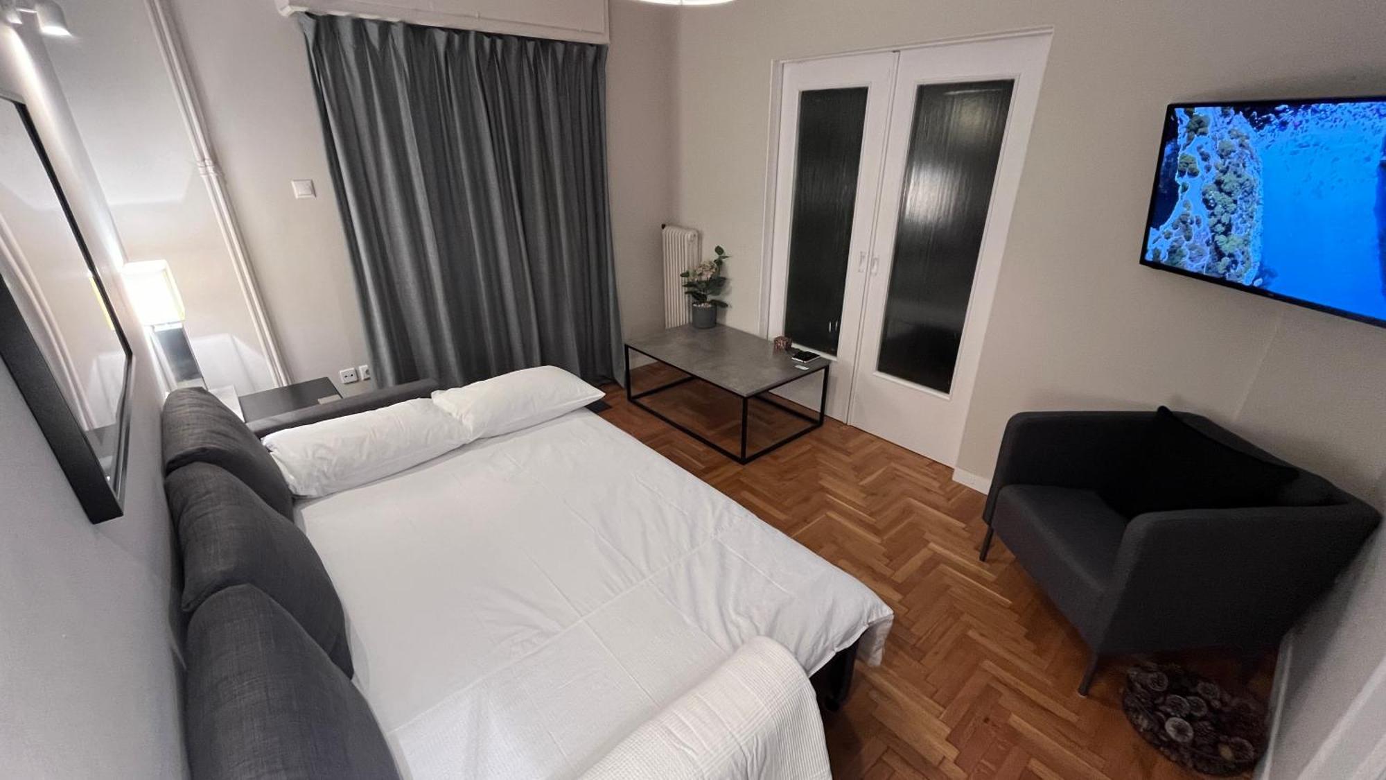 אתונה 4 Newly Renovated Charming Apartments Steps From Panormou Metro Station מראה חיצוני תמונה