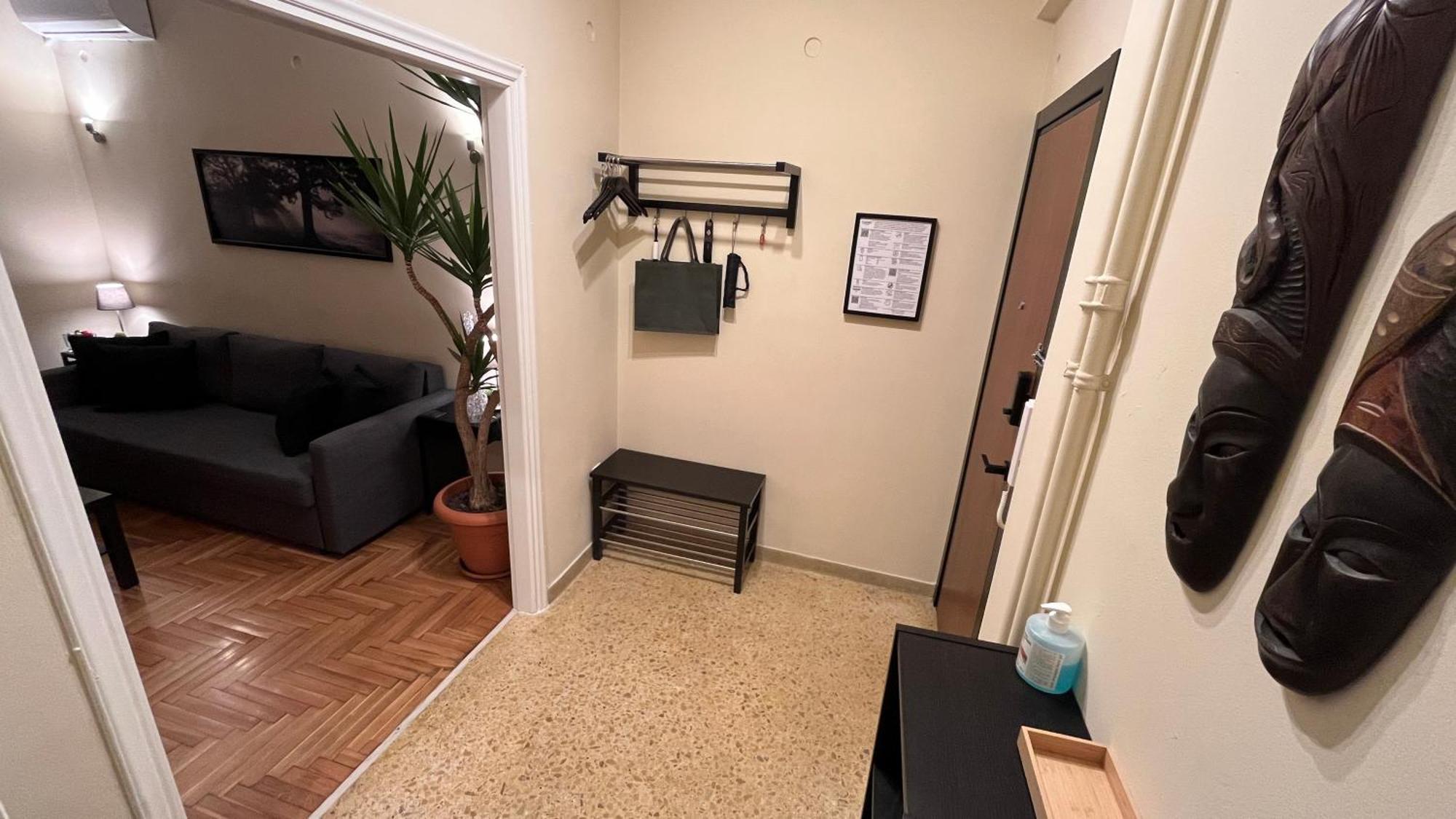 אתונה 4 Newly Renovated Charming Apartments Steps From Panormou Metro Station חדר תמונה