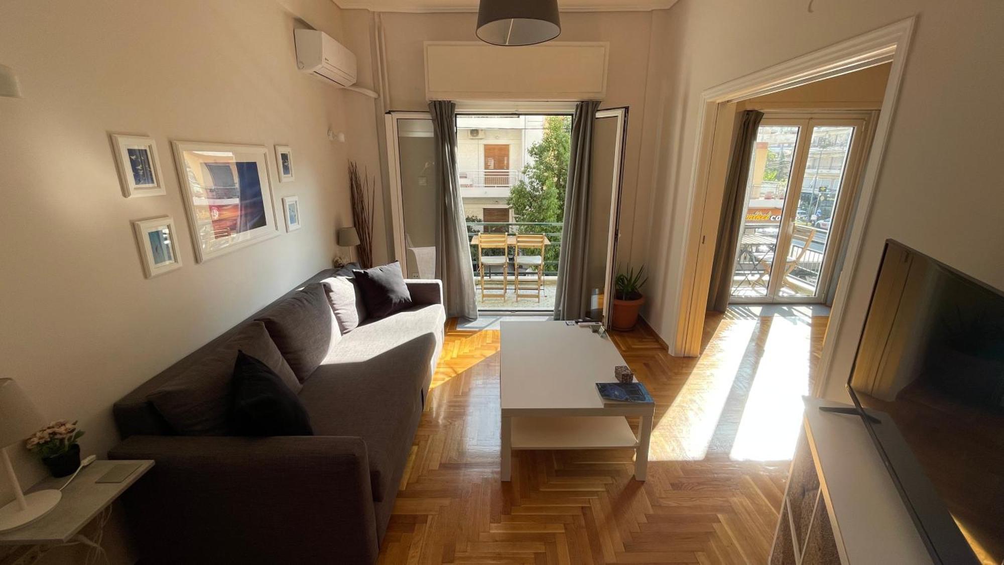 אתונה 4 Newly Renovated Charming Apartments Steps From Panormou Metro Station חדר תמונה